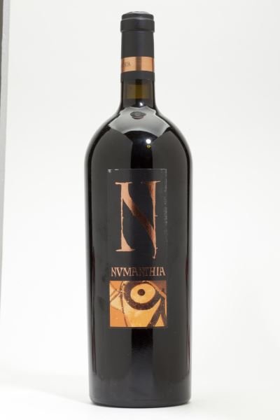 Numanthia: Numanthia "Espresso and allspice flavors show oak, but there's plenty of ripe black fruit on the palate. The plush texture is supported by ripe, muscular tannins, and licorice, mineral and graphite no