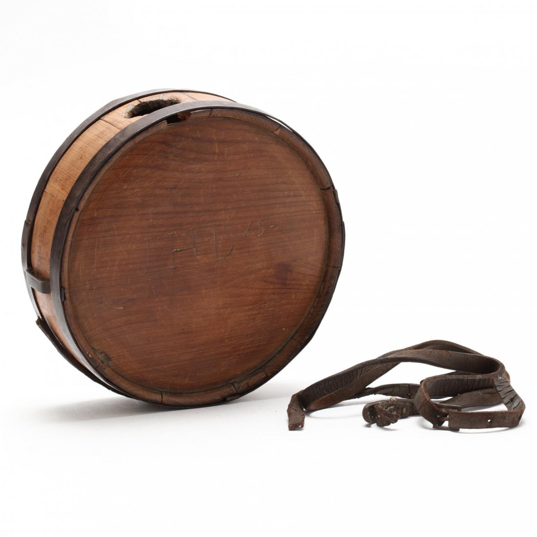 Classic Confederate Wooden Drum Canteen From North (1 of 5)
