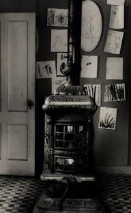 SAM MAHL VINTAGE PHOTO "POT BELLY STOVE" CIRCA 1960: BY WORLD RENOWNED PHOTO LEAGUE MEMBER SAM MAHL ( 1913-1992). Long before BILLIE JOEL penned "A NEW YORK STATE OF MIND "Sam Mahl and other members of the Photo League including the likes of Sid