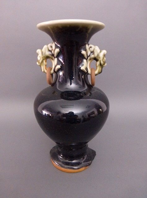 CHINESE FLAMBE PORCELAIN VASE: Ming dynasty . 10.5" h Estimated $400-500.