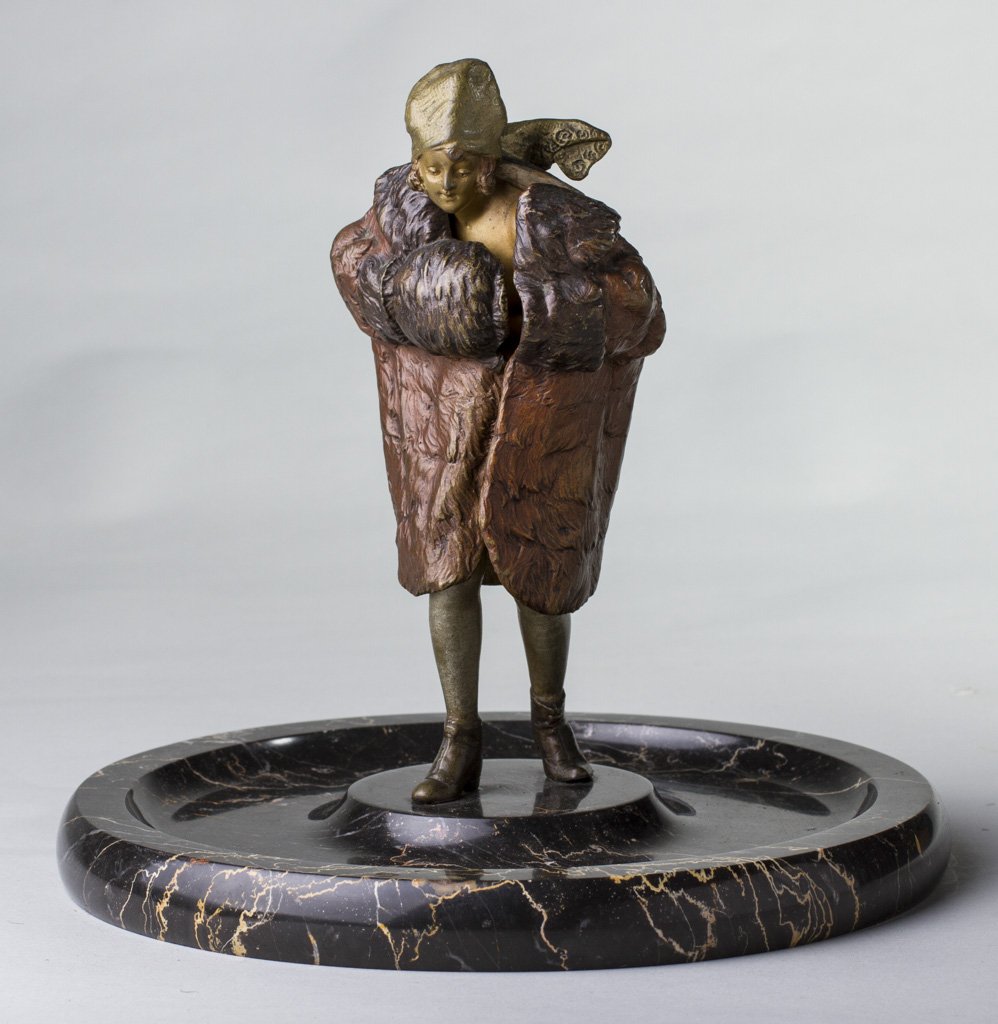 Bergmann, Franz (Austrian, 1861-1936) Nude Bronze: Bergmann, Franz Unsigned Metamorphic Erotic Austrian Cold Painted Nude Bronze Sculpture. Cold painted bronze statue from the 1920’s or earlier. Signed “Austria” on back above her knee. Bronze fi