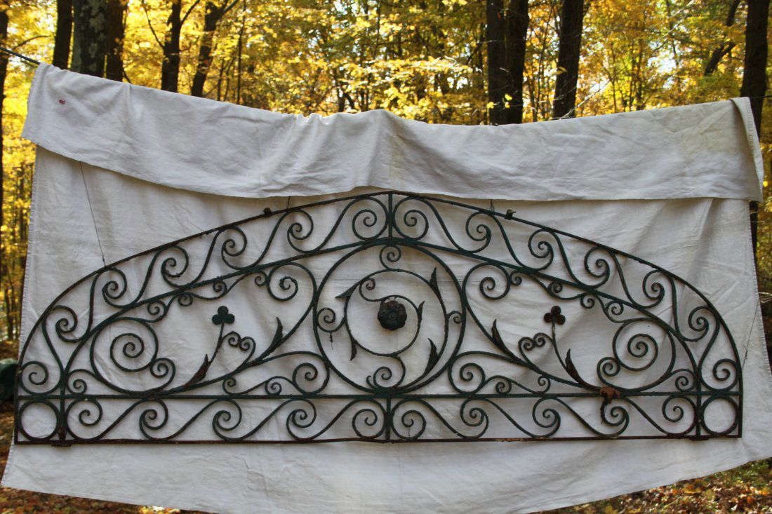 80"Victorian Cast Iron Floral Garden Wall Decore Hanger: 80" Victorian Cast Iron Floral Garden Wall Decore Hanger. Nice patina. Original green paint. Measures 80" by 27". Ornate floral decore. Hand wrought iron.