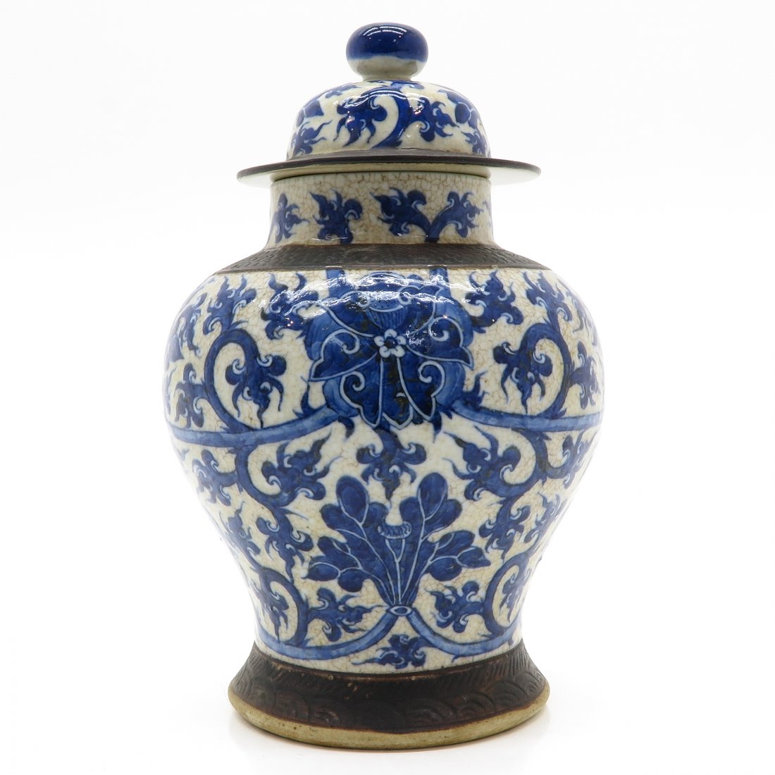 China Porcelain Nanking Lidded Pot (1 of 6)