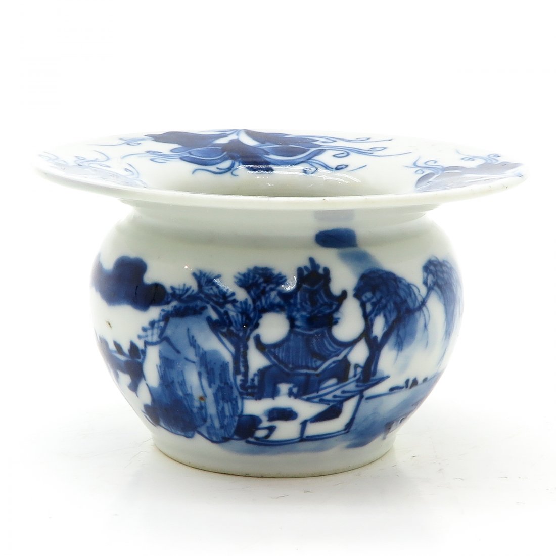 China Porcelain Spittoon (1 of 6)