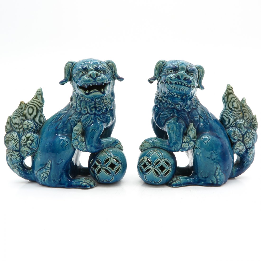 Pair of Chinese Temple Lion (1 of 6)