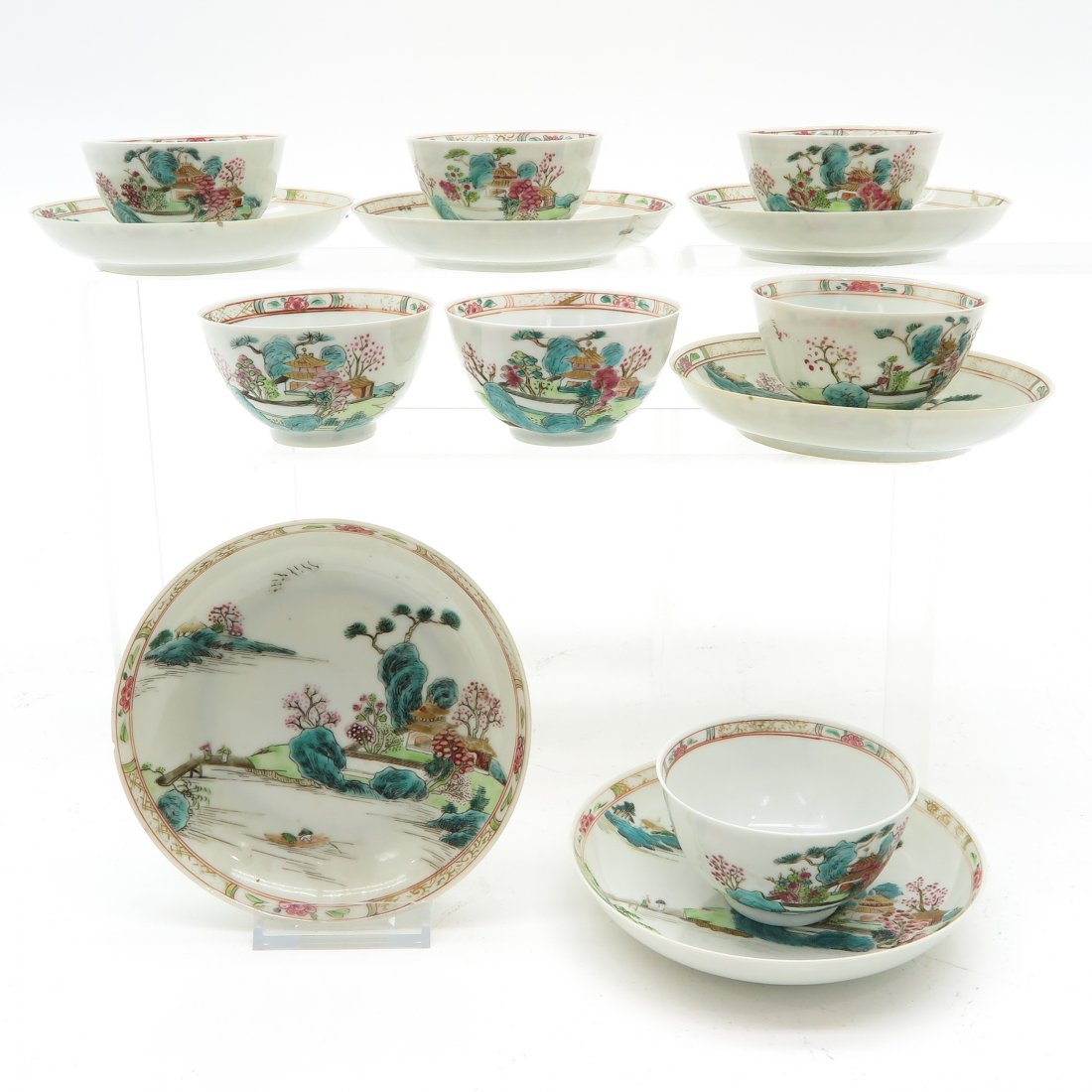 Lot of 7 Cups and 6 Famille Rose Decor Saucers (1 of 8)