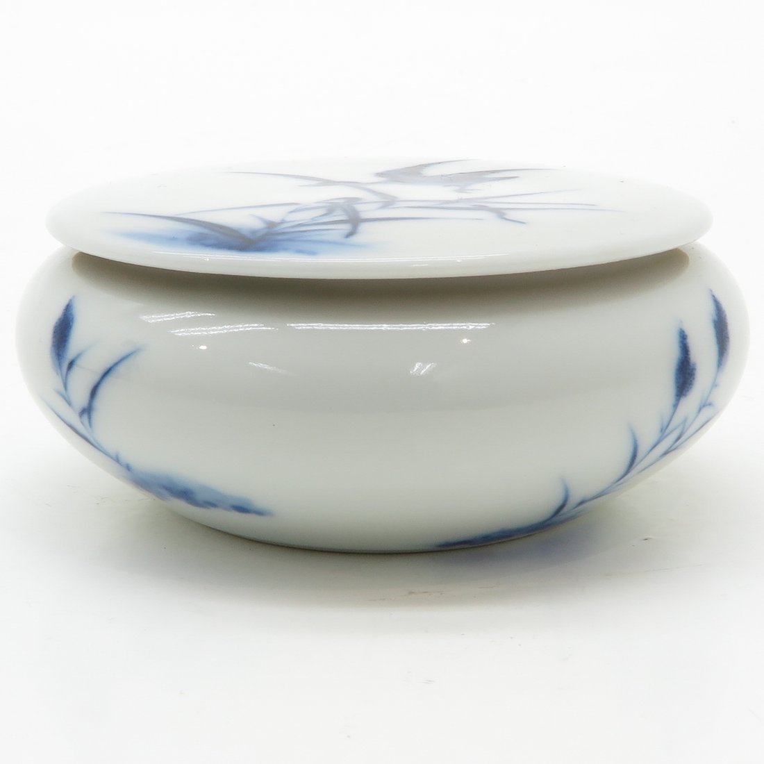 China Porcelain Box (1 of 6)