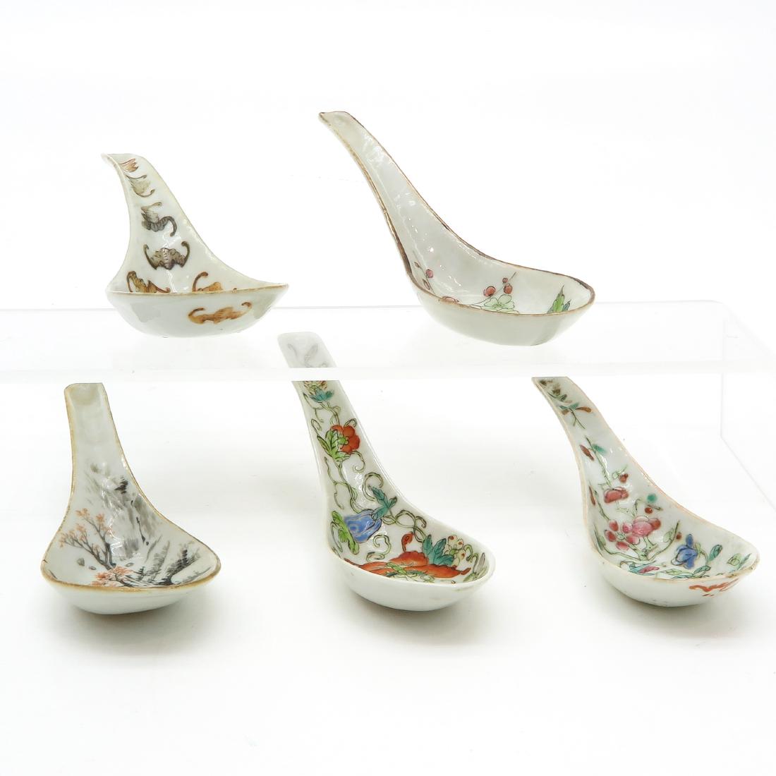 Lot of 5 Spoons (1 of 3)