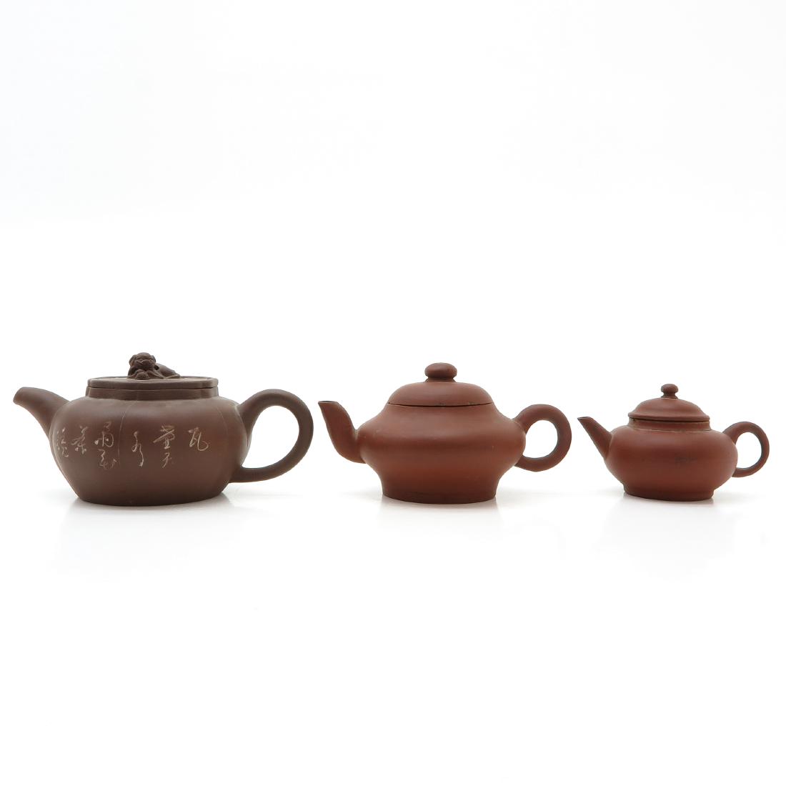 Lot of 3 Yixing Teapots (1 of 6)
