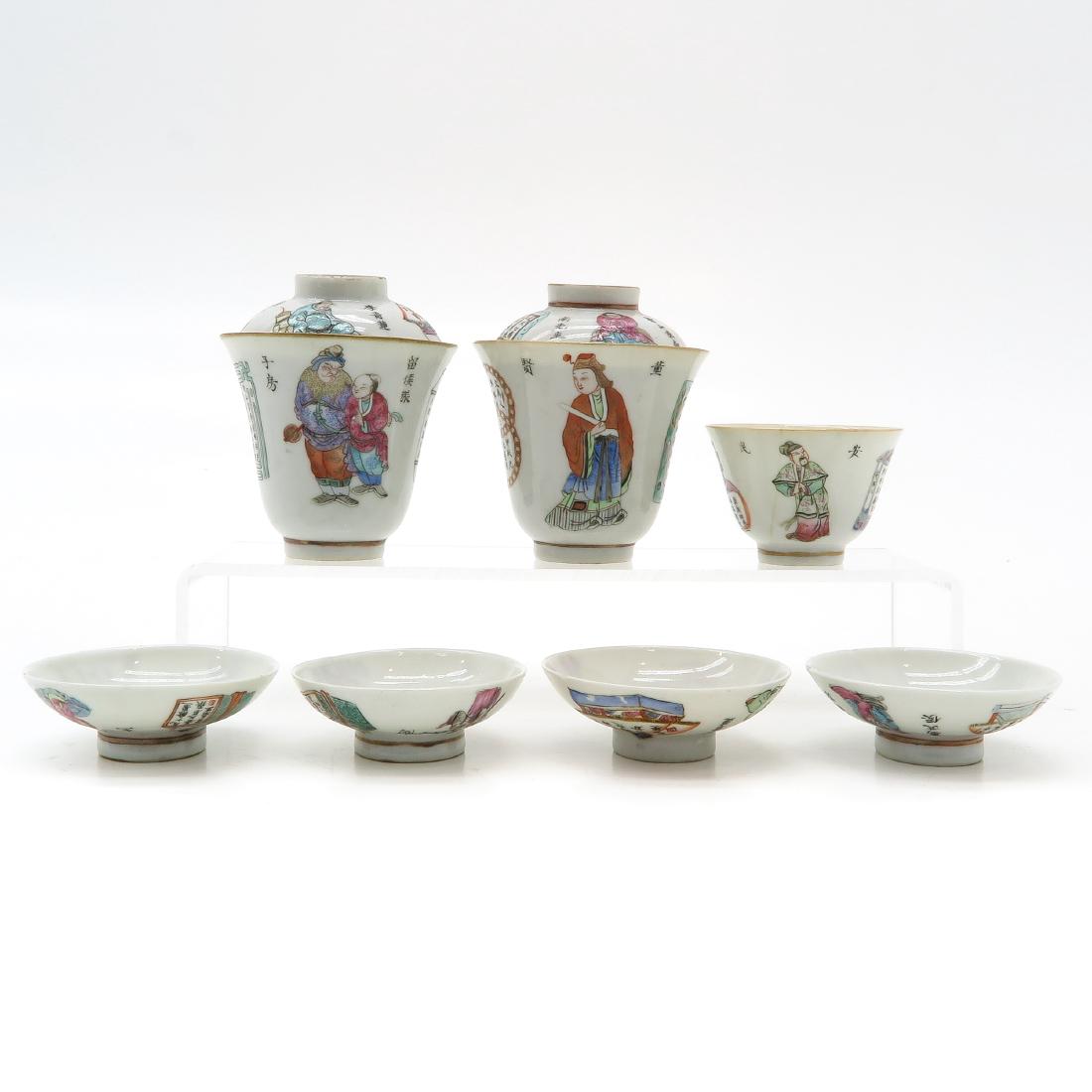 Lot of Cups and Lids (1 of 6)