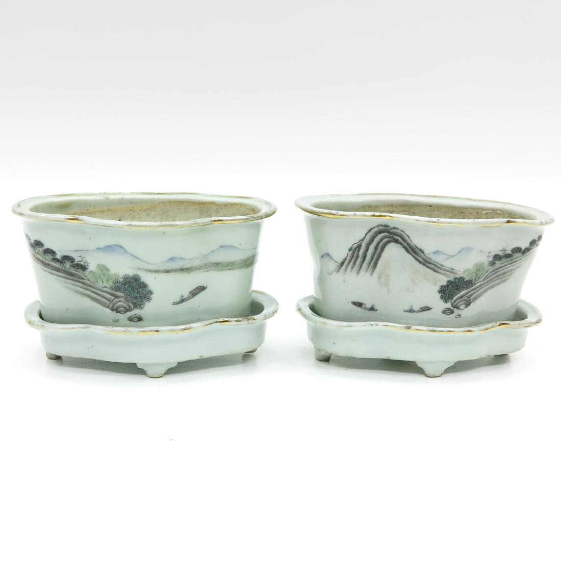 Pair of Polychrome Decor Cachet Pots (1 of 6)