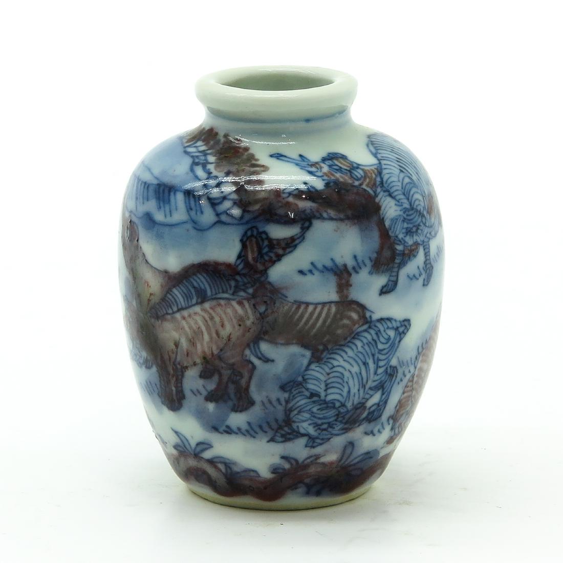 Polcychrome Decor Small Vase (1 of 6)