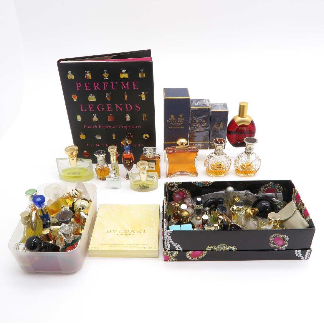 A Very Nice Perfume Collection with Book (1 of 5)