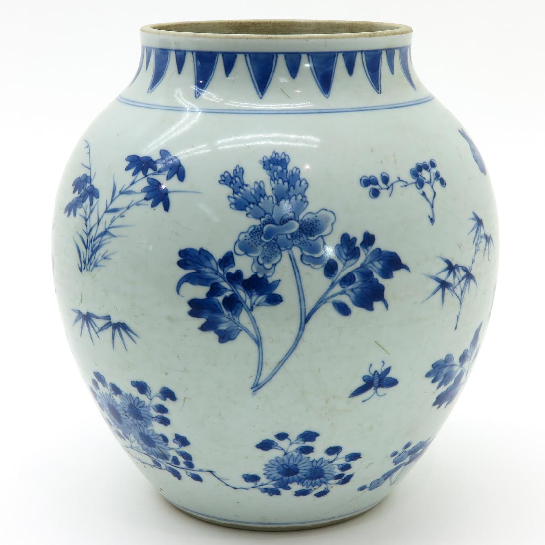 A Blue and White Decor Vase (1 of 10)
