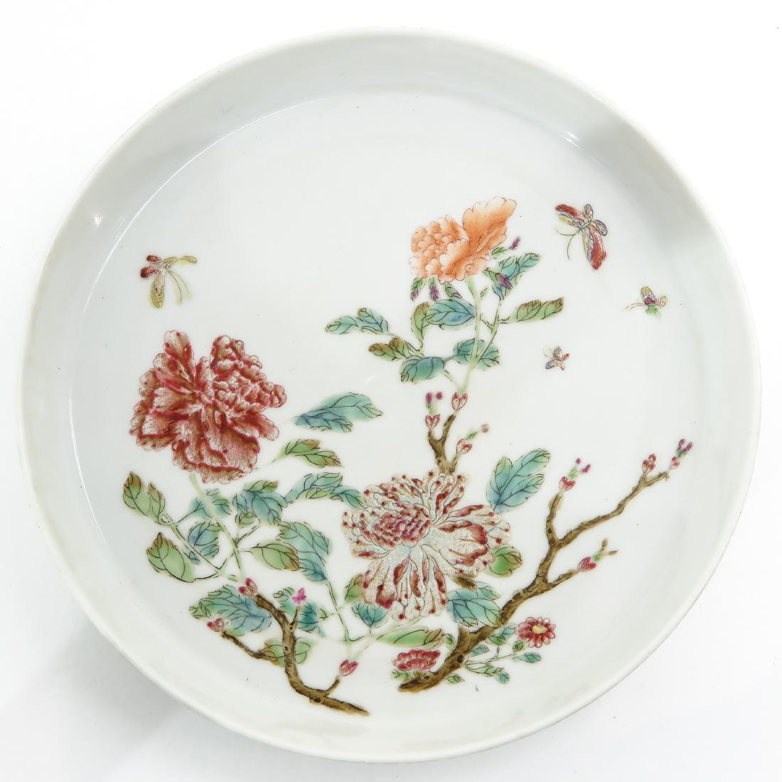 A Famille Rose Tray (1 of 4)