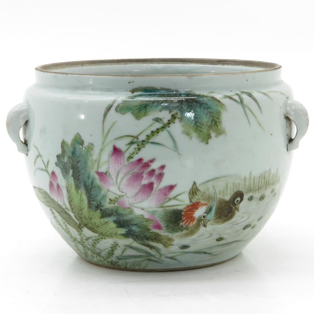 A Polychrome Decor Jar (1 of 9)