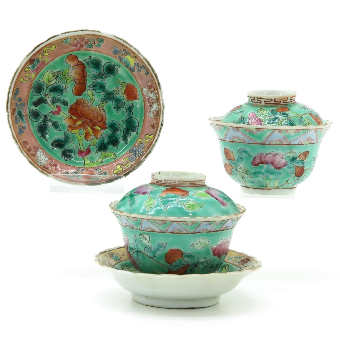 A Pair of Famille Rose Cups and Saucers with Covers (1 of 7)