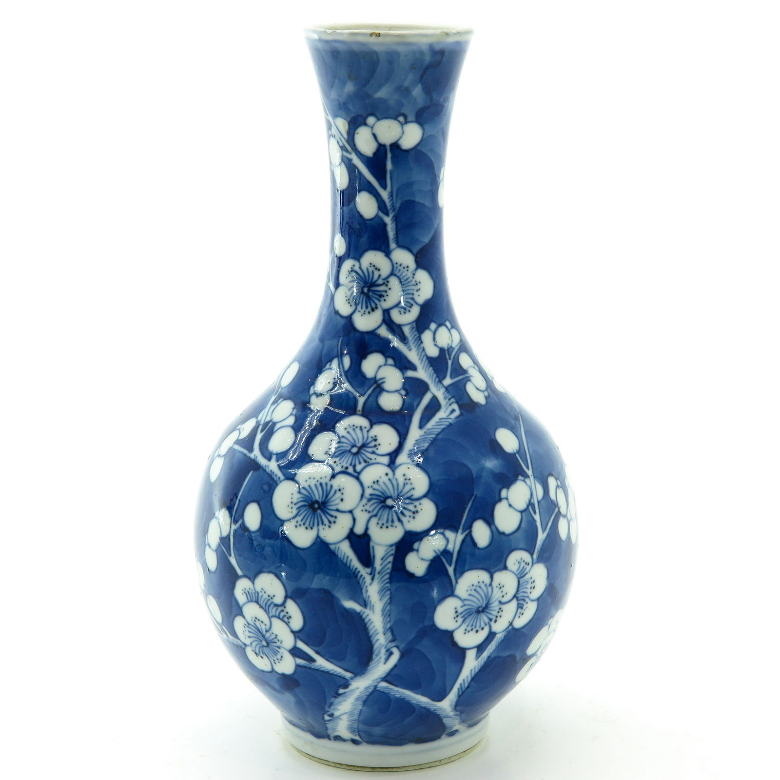 A Blue and White Decor Vase (1 of 7)