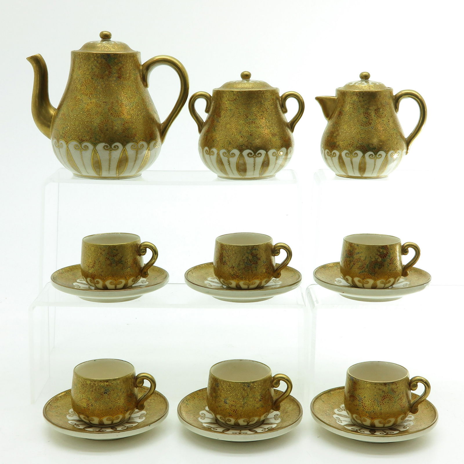 A Fine Japanese Satsuma Tea Service (1 of 10)