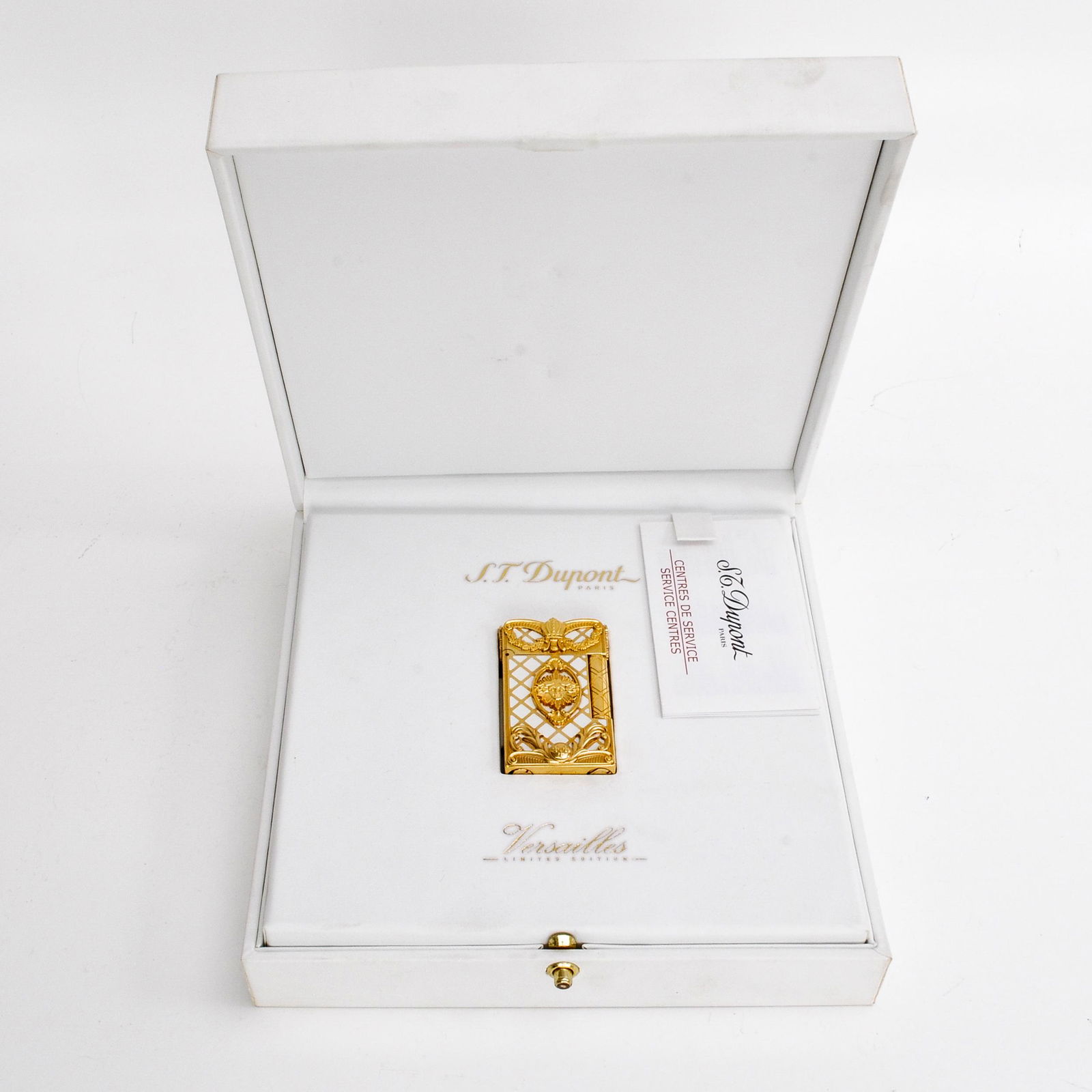 A Dupont Lighter (1 of 7)