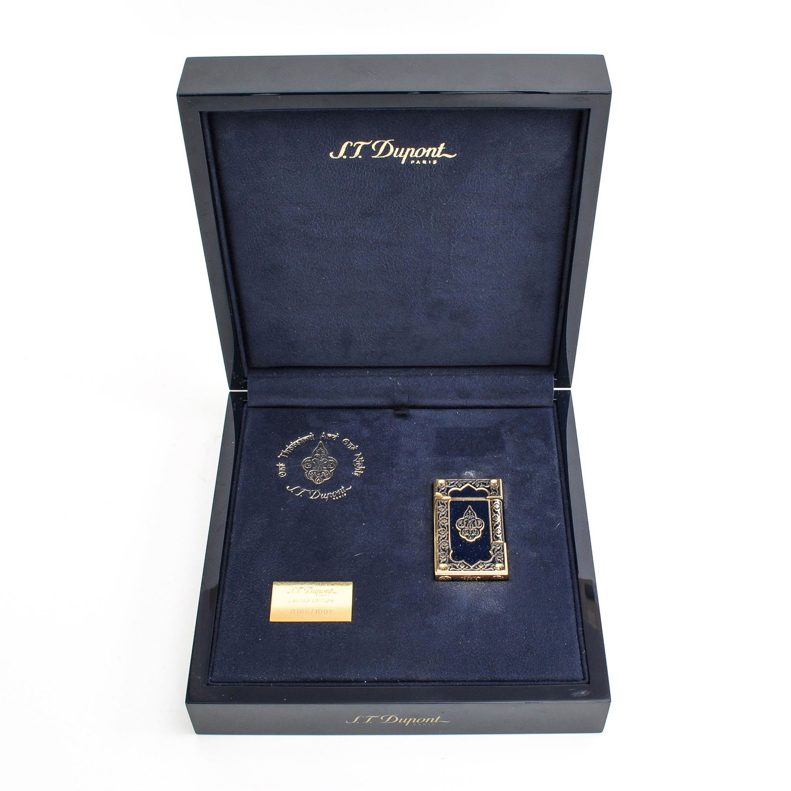 A Dupon Lighter (1 of 8)