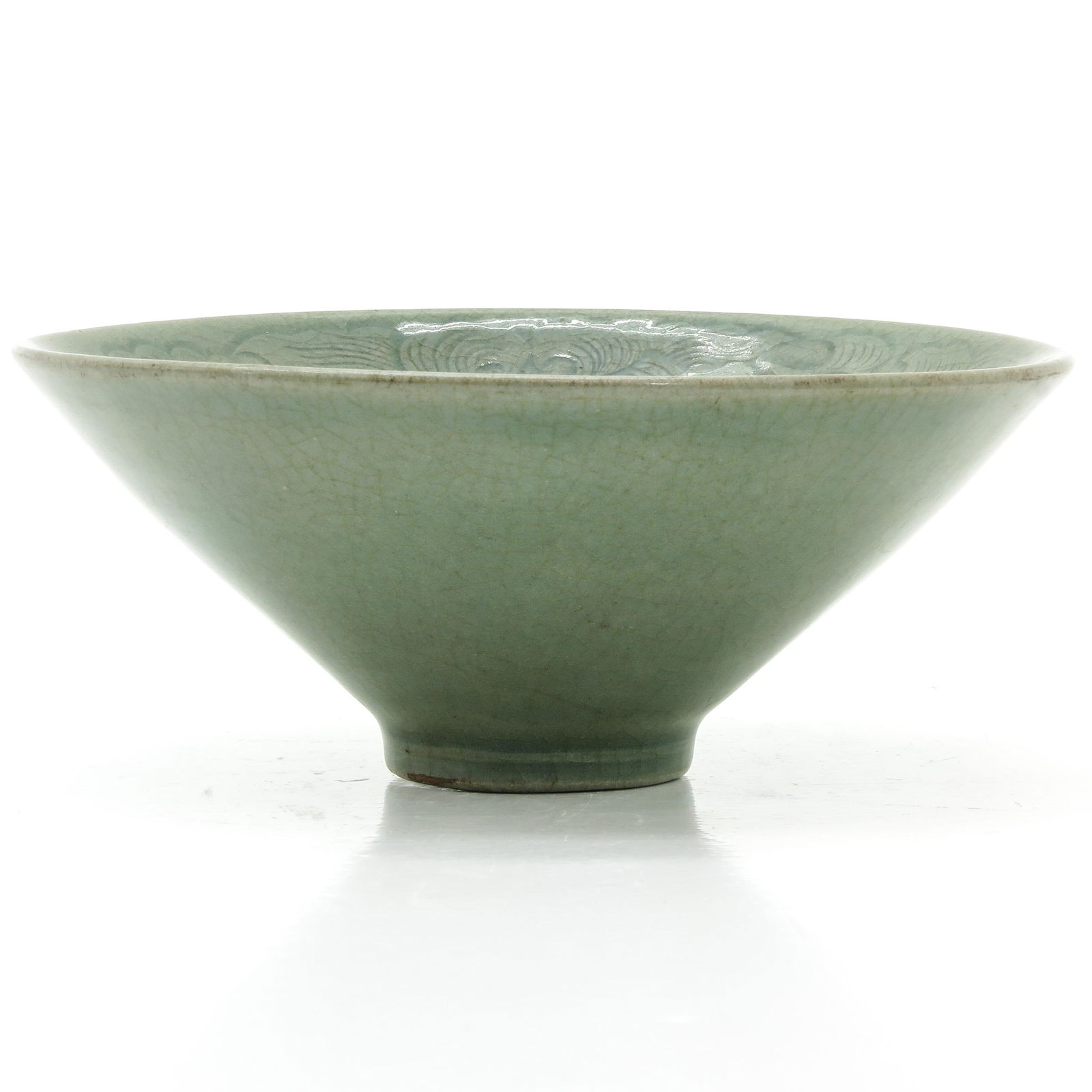 A Korean Celadon Glazed Bowl (1 of 6)