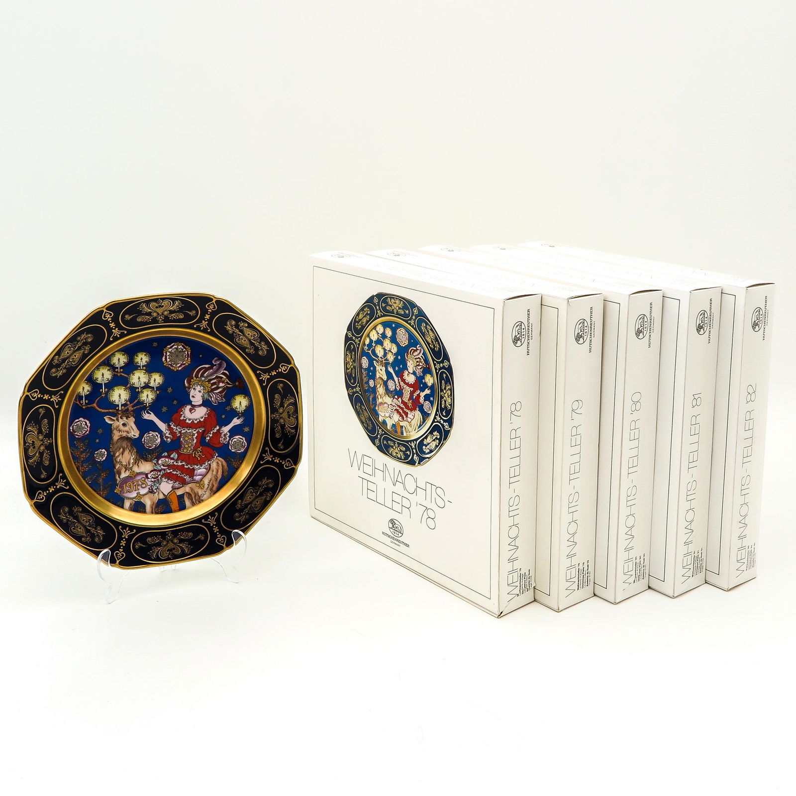 A Collection of Five Hutschenreuther Plates (1 of 1)