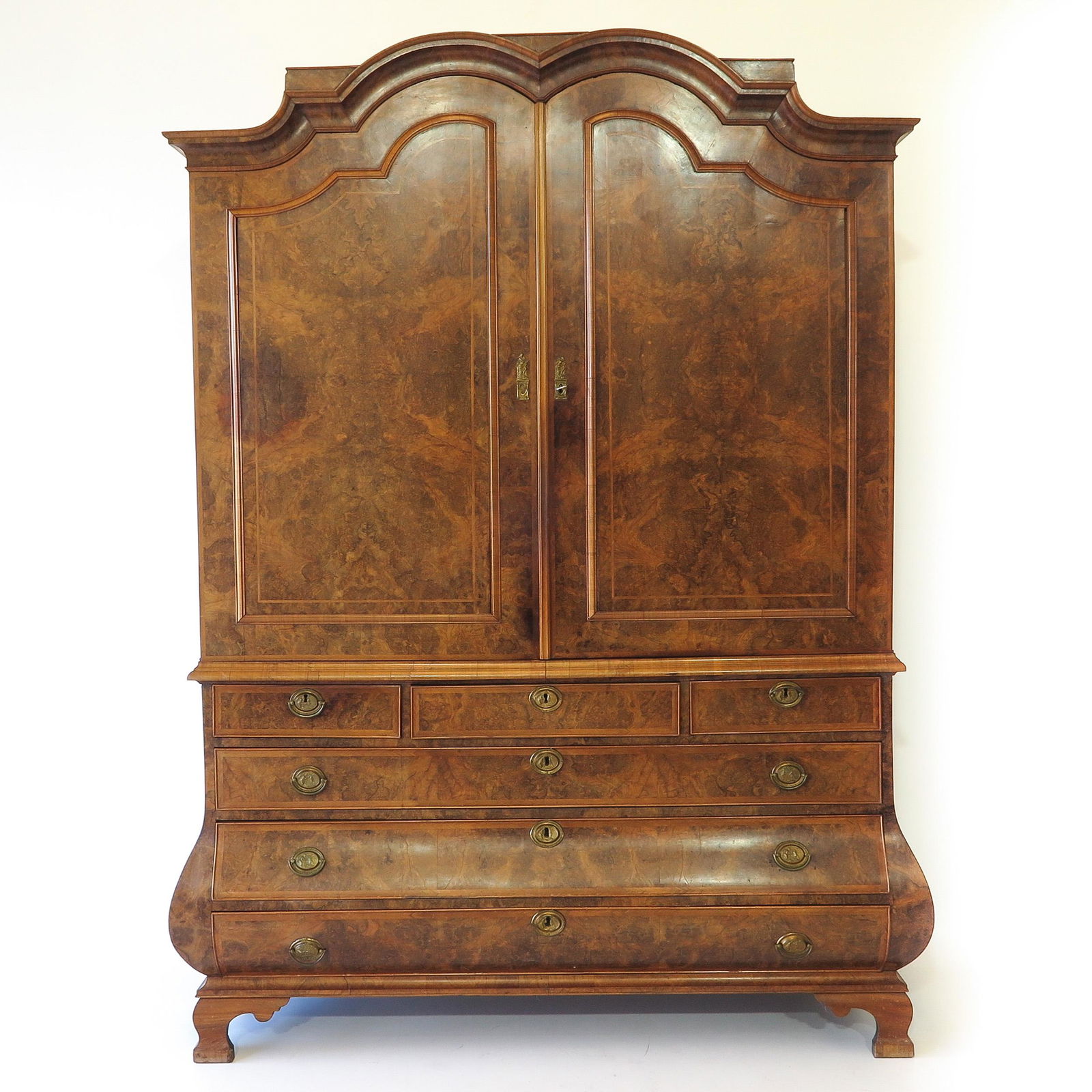 An 18th Century Walnut Veneer Cabinet (1 of 2)