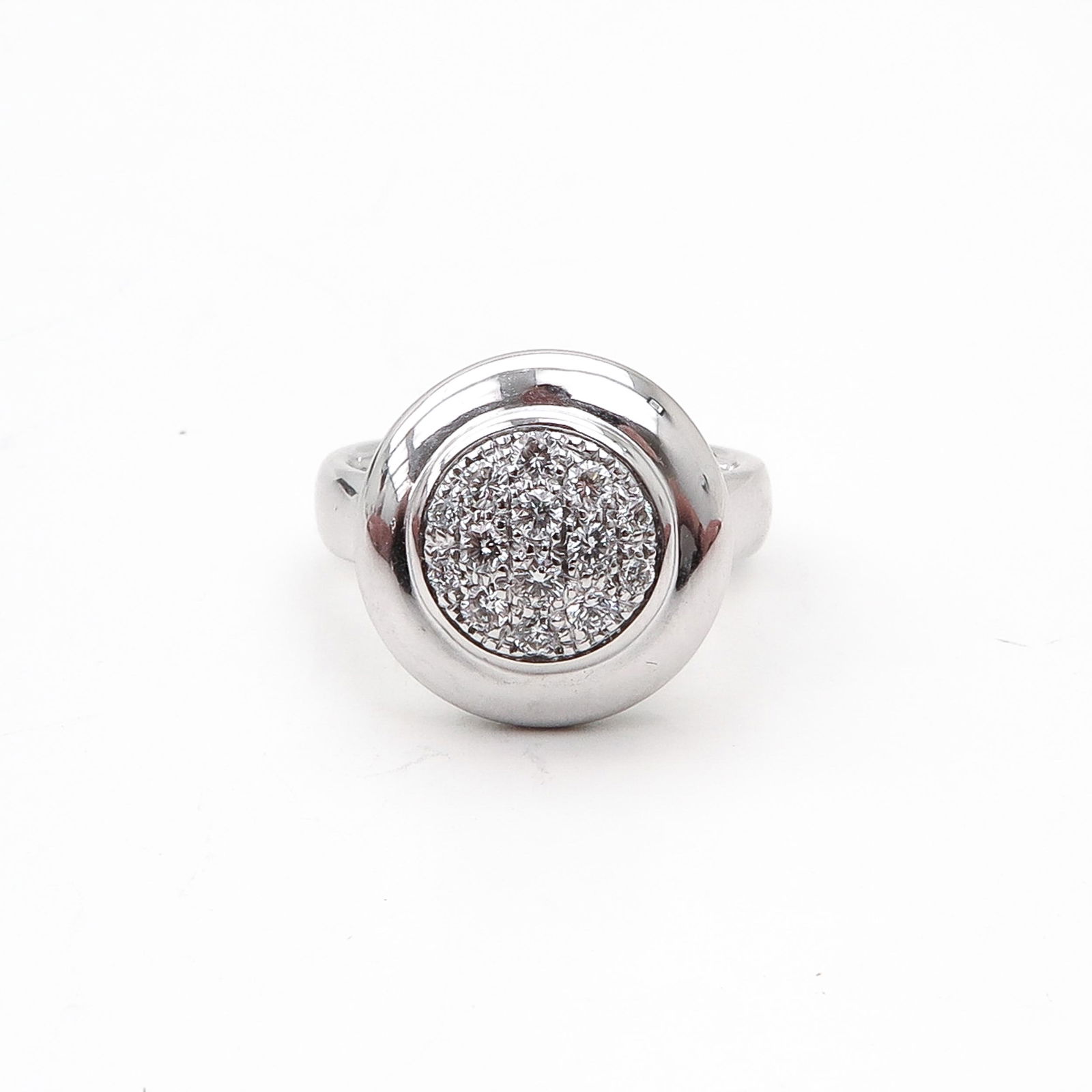 A Ladies Diamond Ring Approx. 1 Carat Total Weight (1 of 2)