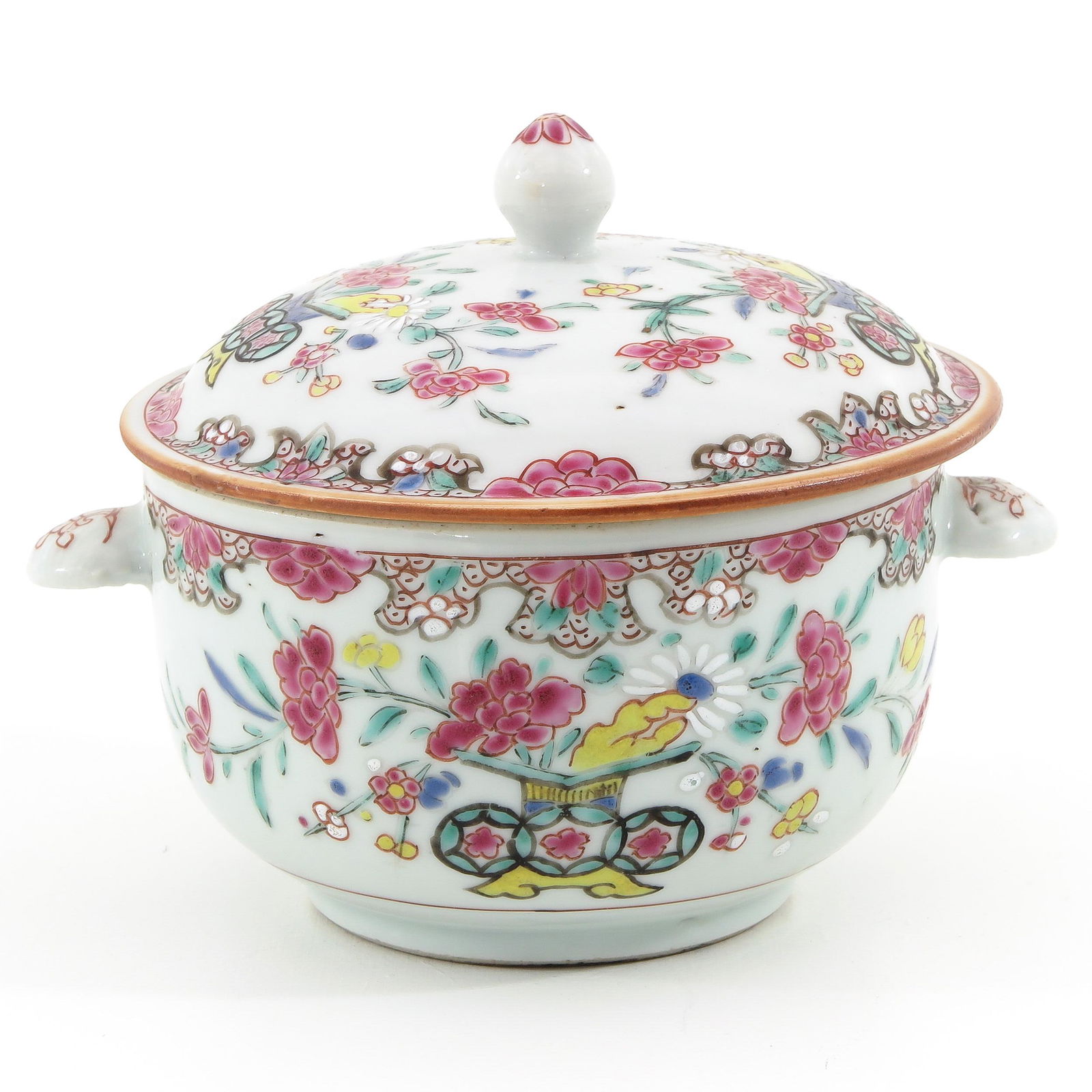 A Famille Rose Covered Dish (1 of 9)