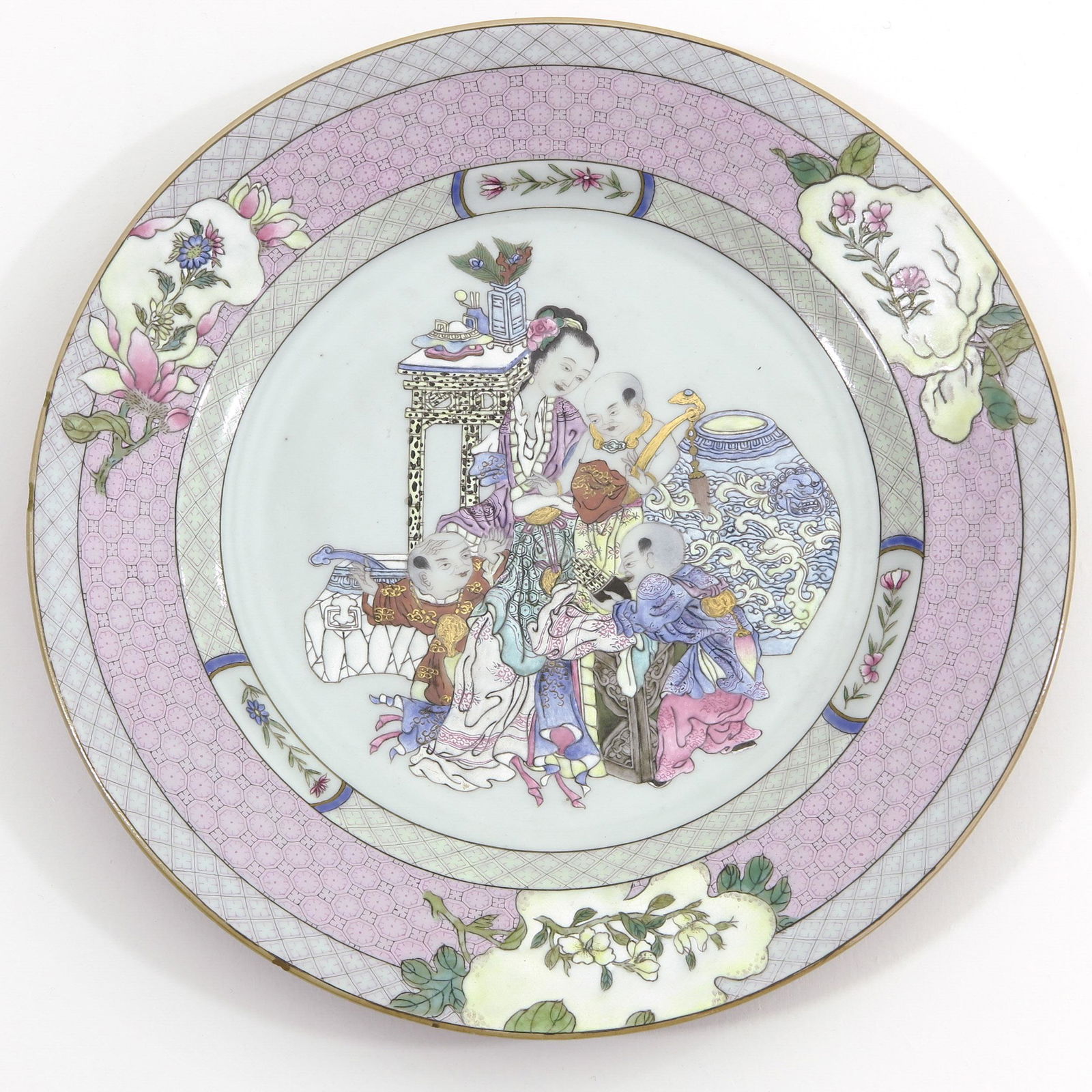 A Famille Rose Ruby Back Plate (1 of 6)