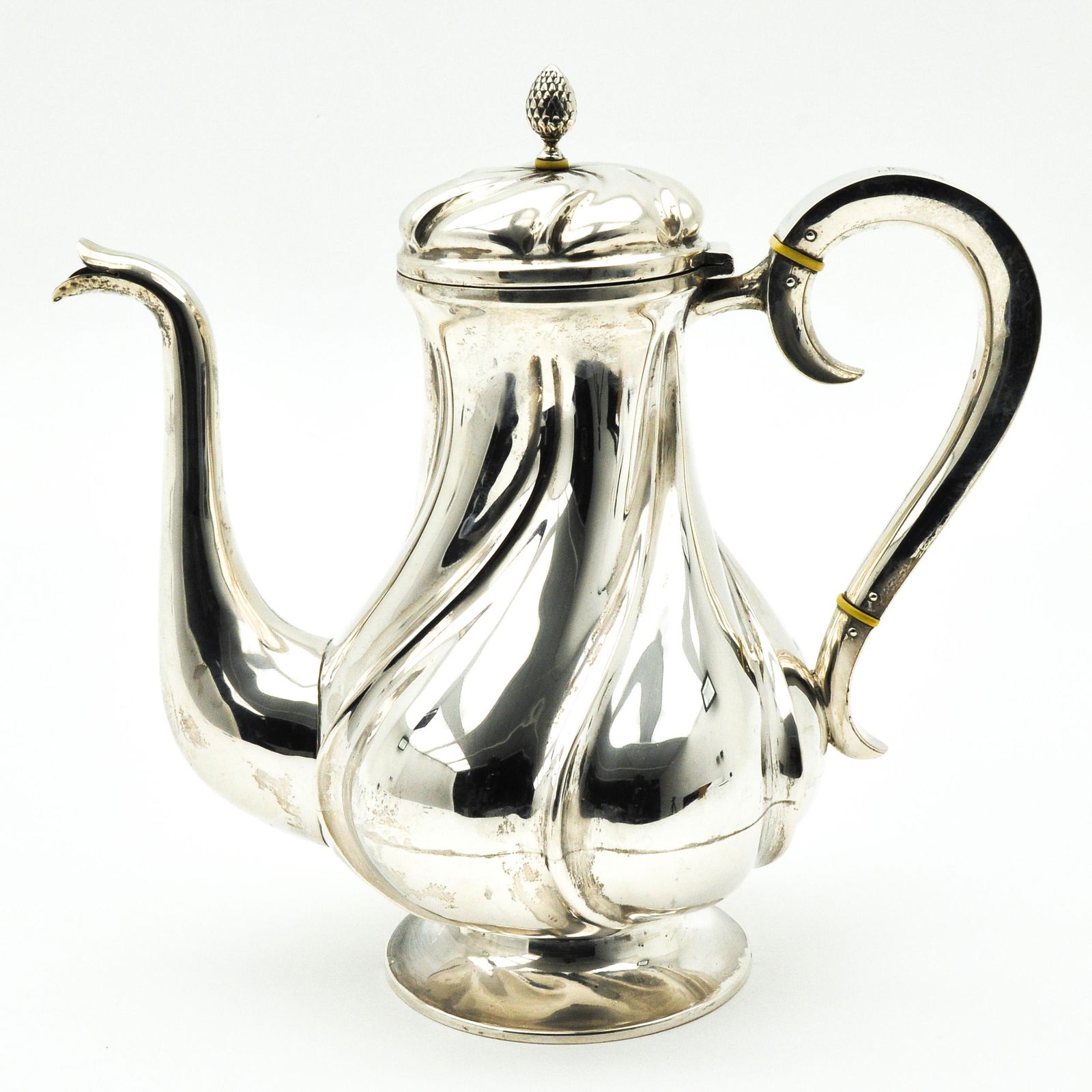 A Silver Coffee Pot (1 of 10)