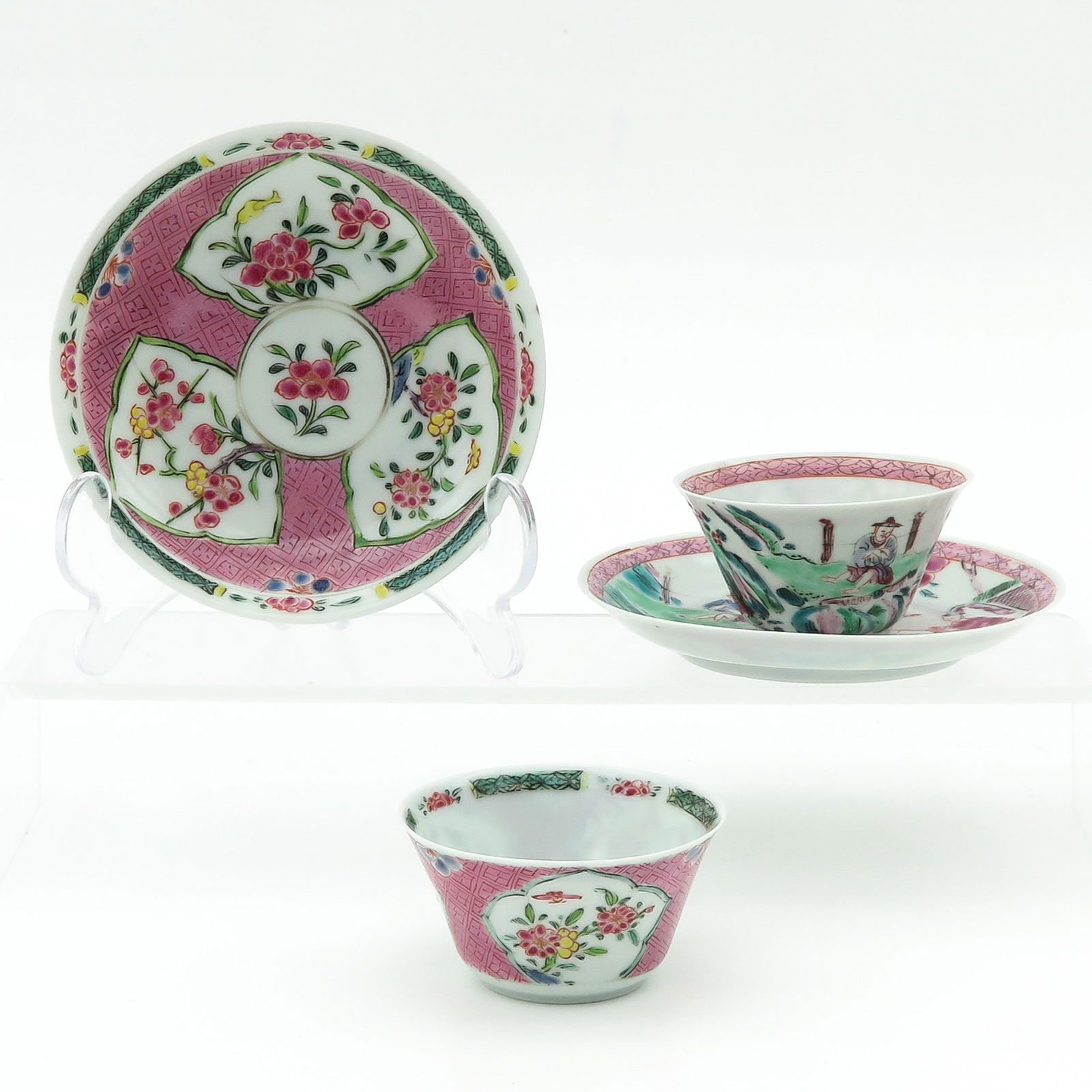 A Lot of 2 Cups and Saucers (1 of 9)