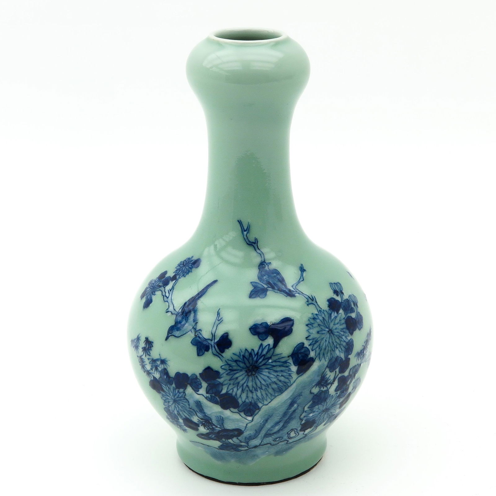A Celadon and Blue Garlic Mouth Vase (1 of 9)