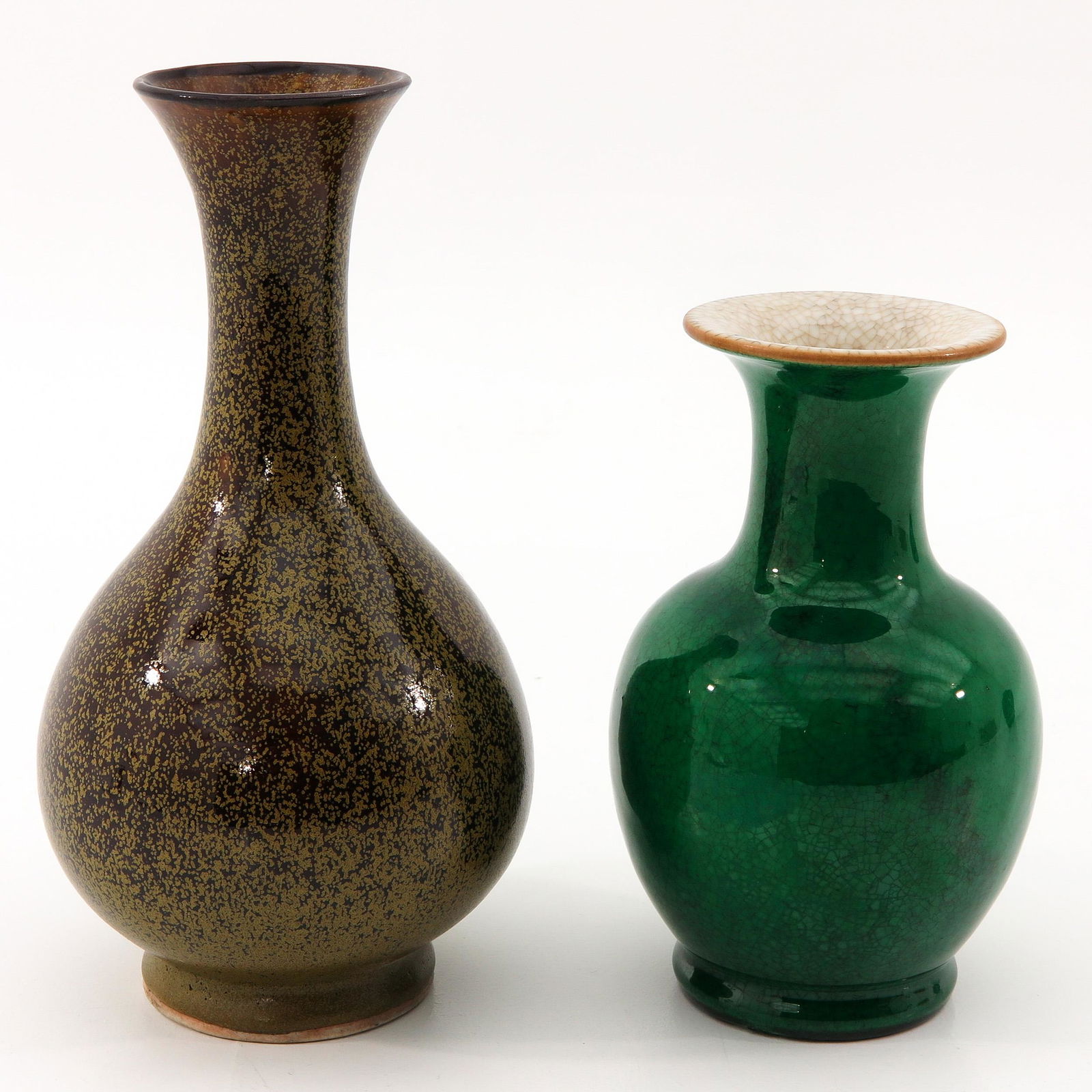 A Lot of 2 Vases (1 of 9)