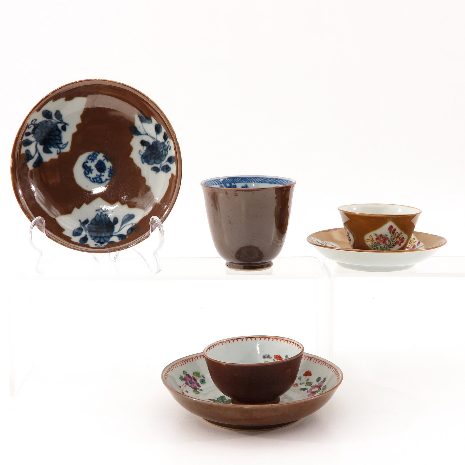 A Collection of 3 Cups and Sacuers: Including Batavianware, largest saucer is 14 cm. in diameter, chip and hairline.
