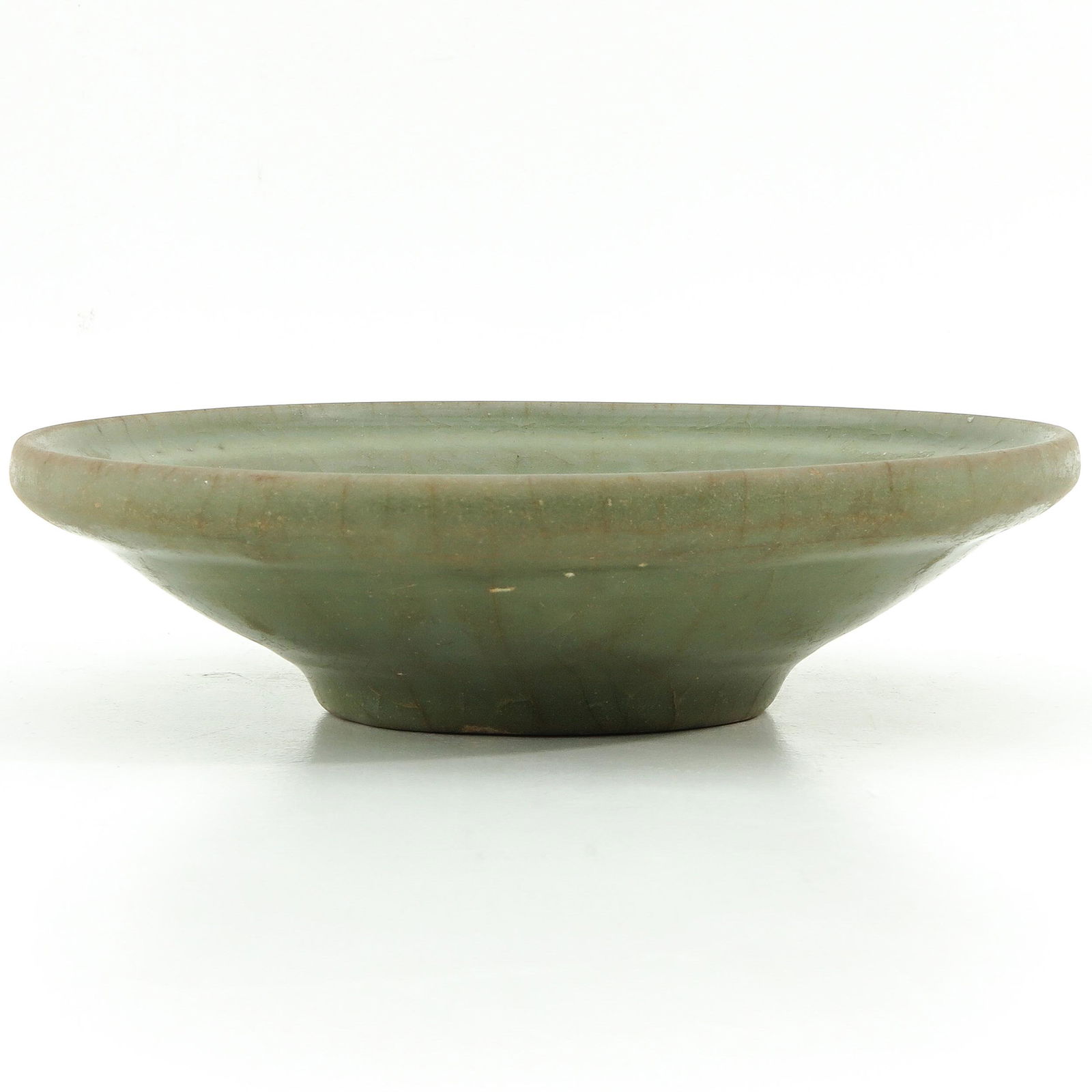 A Longquan Celadon Dish (1 of 9)