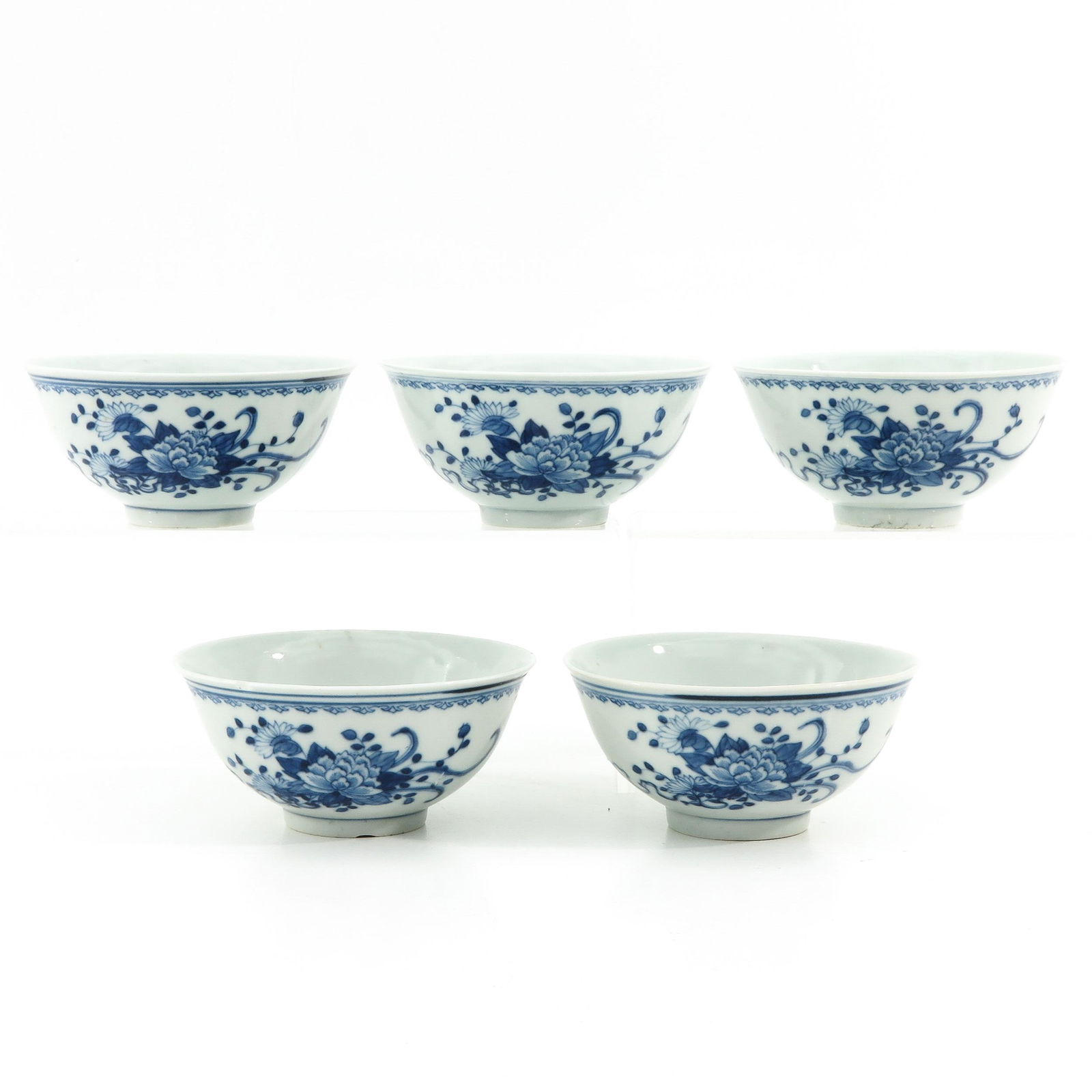 A Series of 5 Blue and White Bowls (1 of 8)