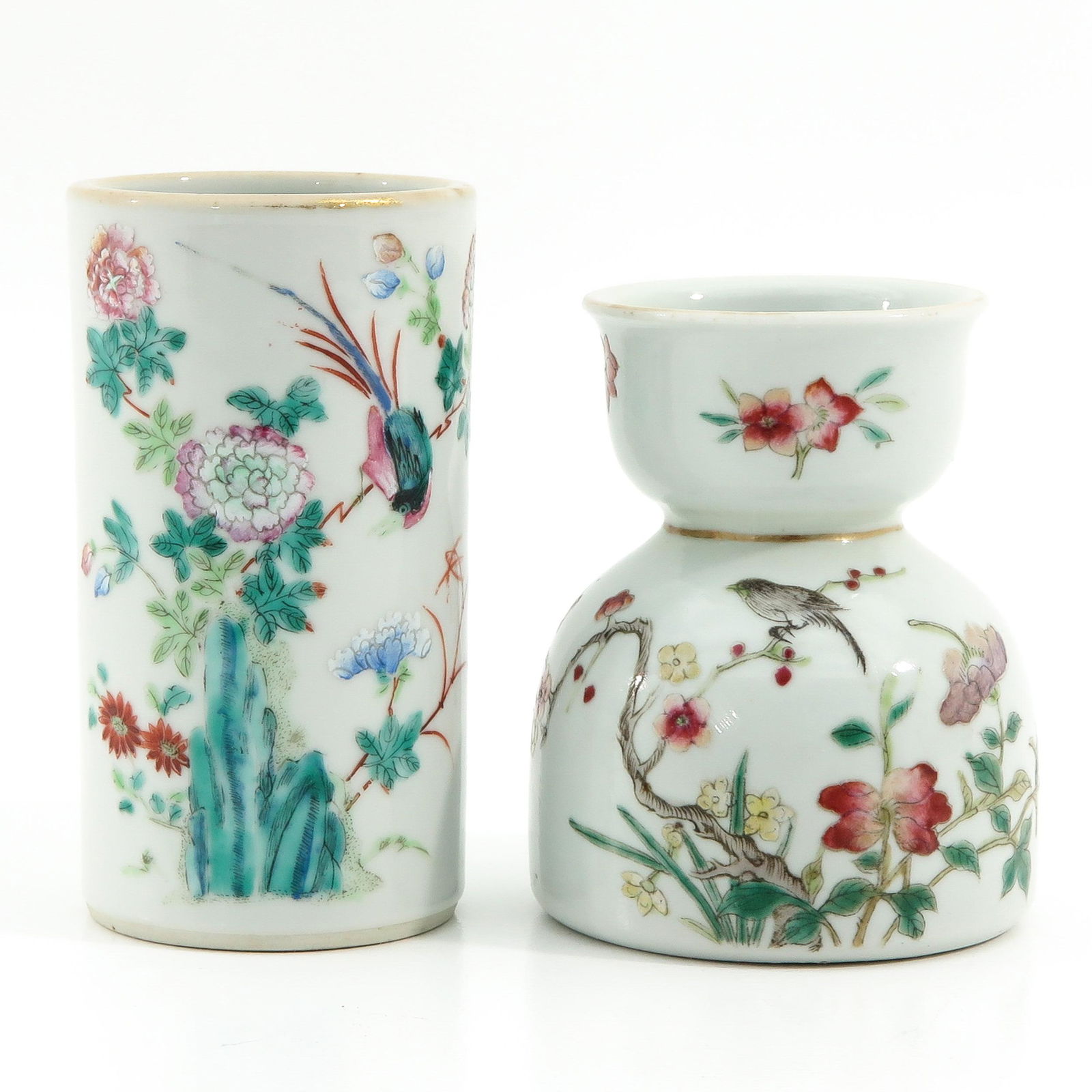 A Famille Rose Brush Washer and Vase (1 of 10)