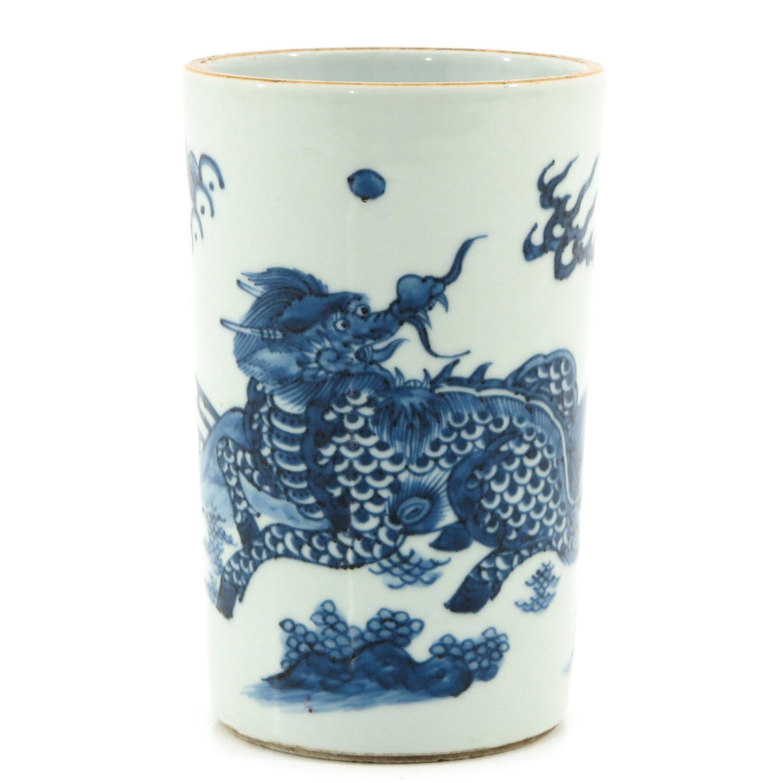 A Blue and White Brush Pot: Depicting Kylin in garden, 16 cm. tall x 10 cm. in diameter.