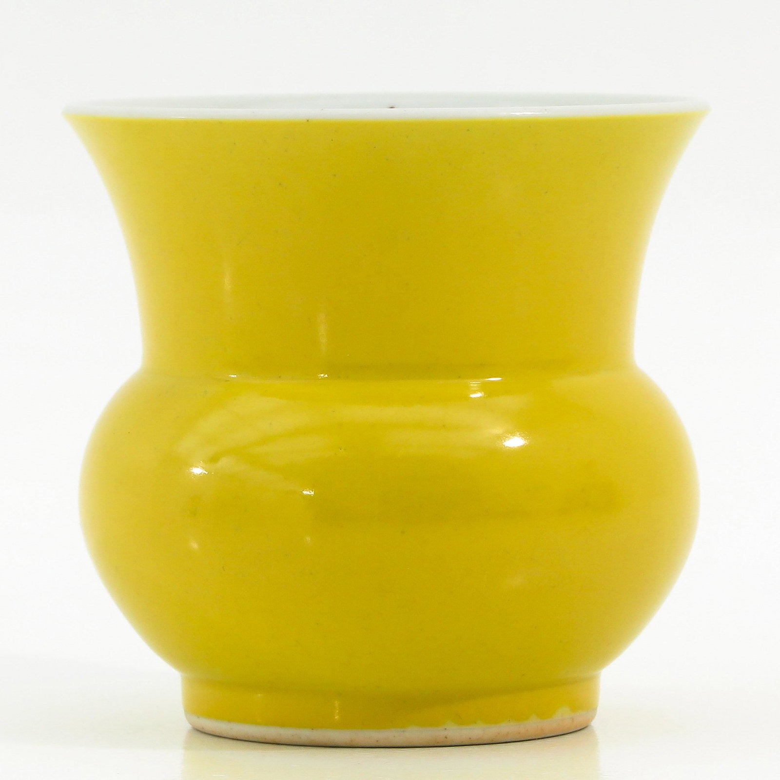 A Yellow Glazed Vase: Qianlong mark, 9 cm. tall.