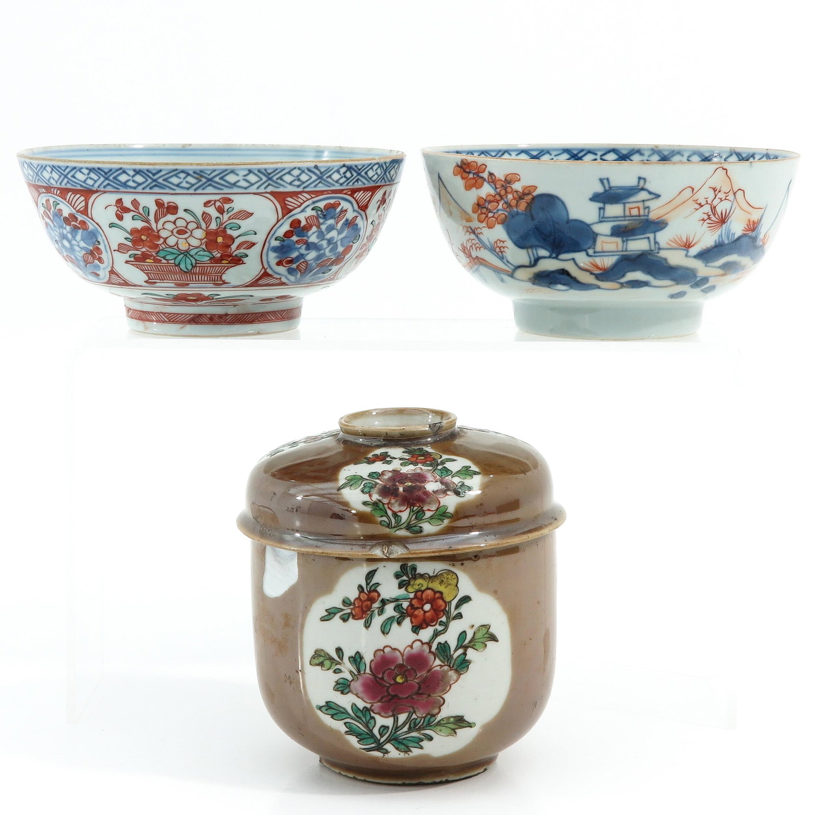 A Batavianware Jar and 2 Bowls: Largest bowl is 15 cm. in diameter, chip.