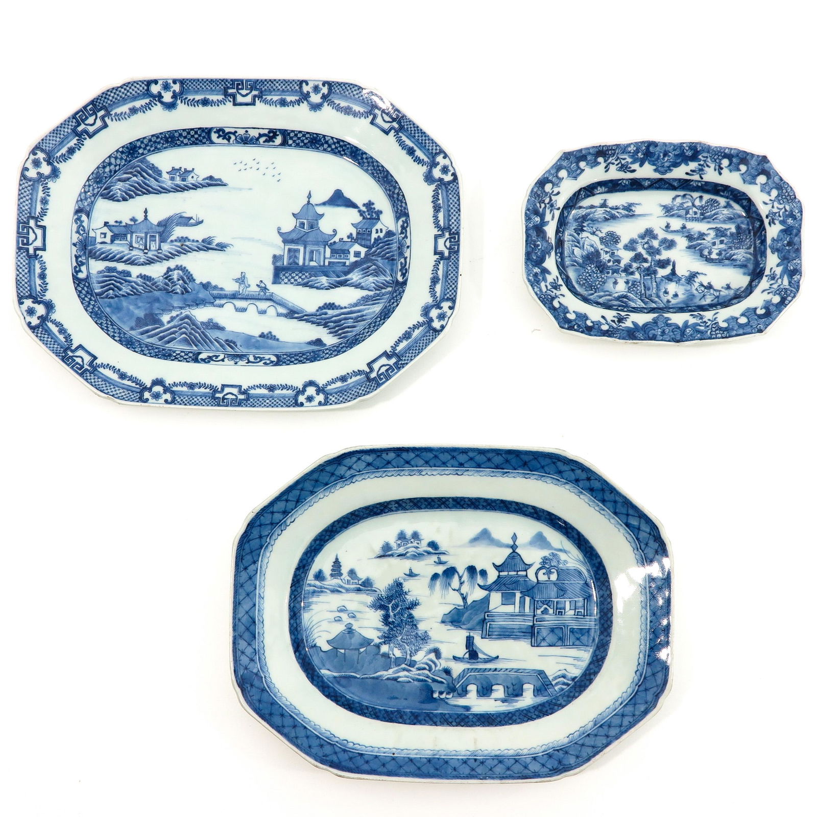 A Lot of 3 Serving Trays (1 of 10)