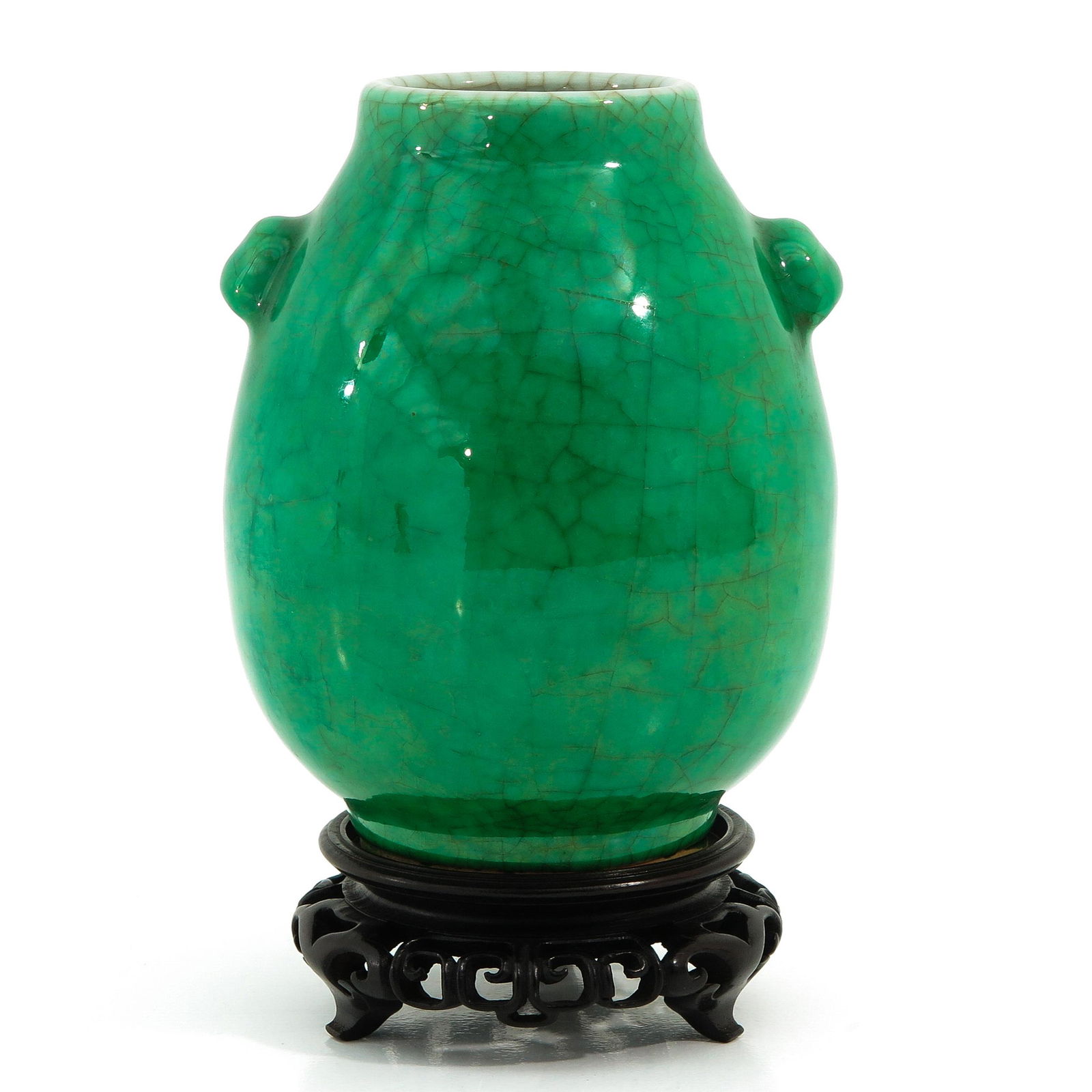 A Green Glaze Vase (1 of 9)