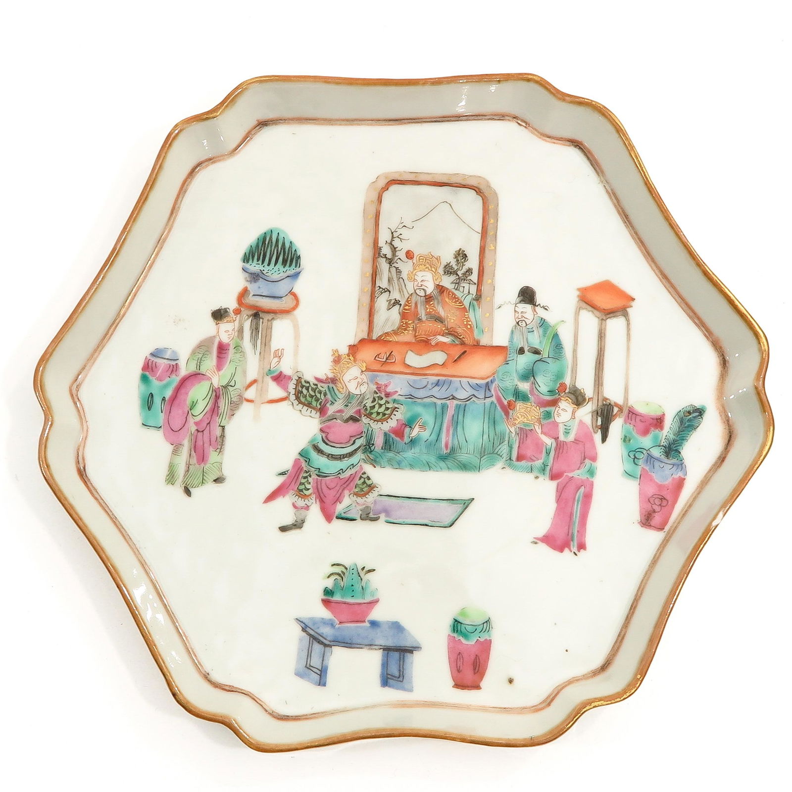 A Famille Rose Tray (1 of 5)