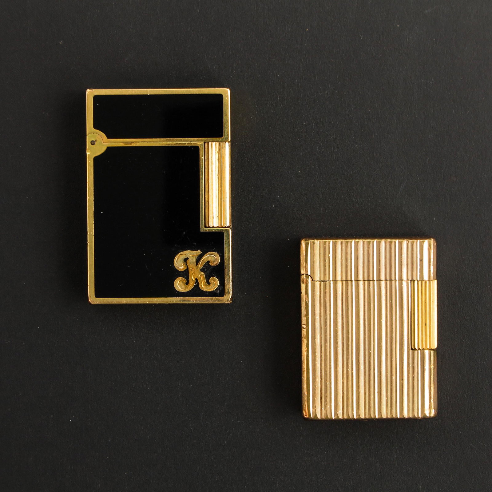 A Lot of 2 Dupont Lighters: Paris, tallest lighter is 55 mm.