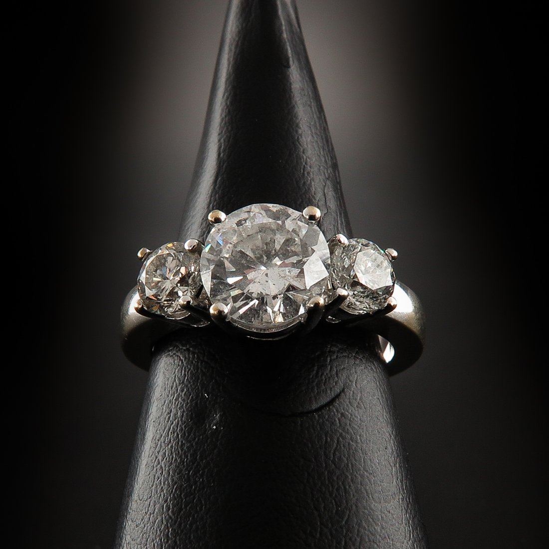 A Ladies 18KG 3 Stone Diamond Ring (1 of 3)