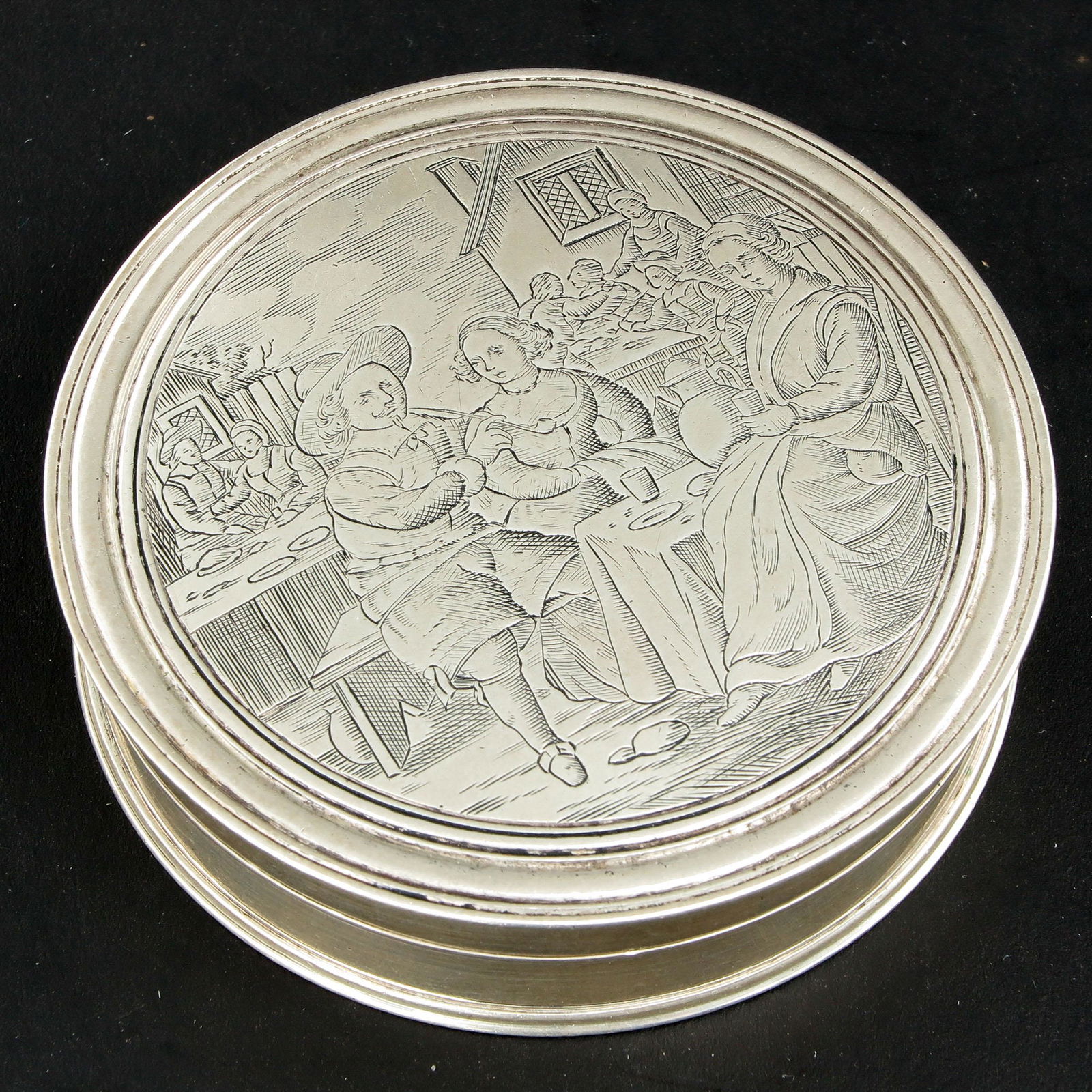 A 17th Century Dutch Silver Snuff Box (1 of 9)