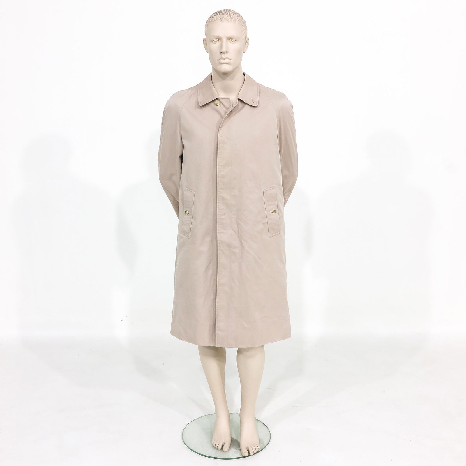 A Burberry's Rain Jacket (1 of 10)