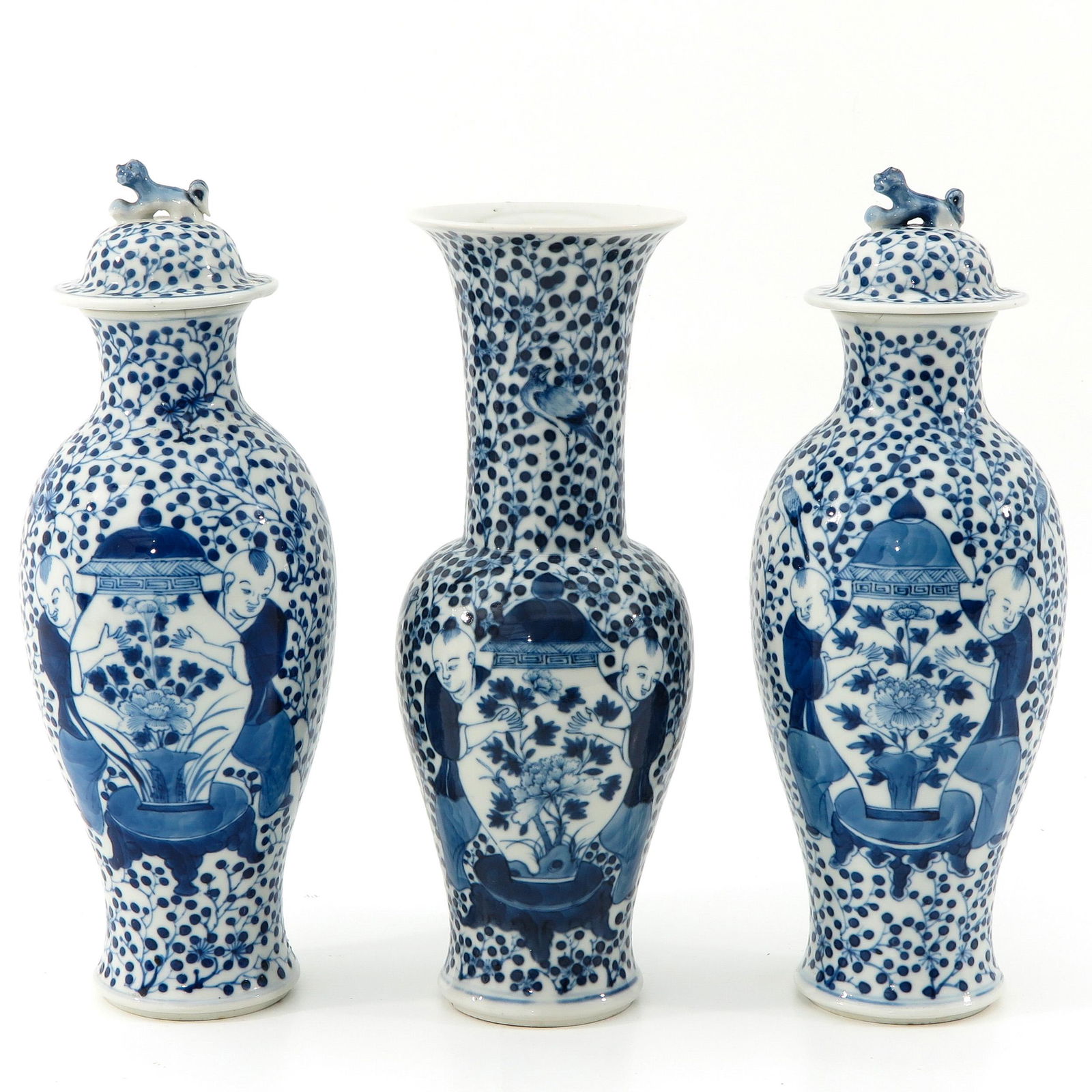 A 3 Piece Garniture Set (1 of 10)